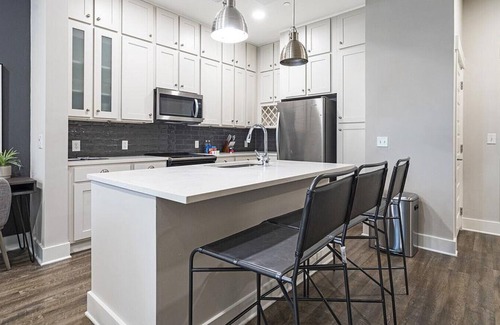 Franklin Apartment | Landing at McEwen Northside I - 1 Bedroom in Downtown Franklin