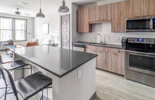 Downtown Charleston Apartment | Landing at Meeting Street Lofts - 1 Bedroom in East Central
