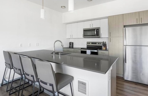 Kent Apartment | Landing at Midtown 64 - 2 Bedrooms in Downtown Kent