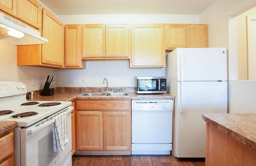 Albuquerque Apartment | Landing at Odyssey - 1 Bedroom in Downtown Albuquerque