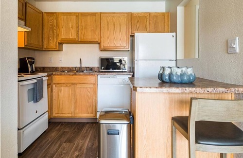 Albuquerque Apartment | Landing at Odyssey - 1 Bedroom in Downtown Albuquerque