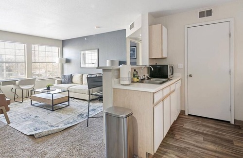 Albuquerque Apartment | Landing at Odyssey - 1 Bedroom in Downtown Albuquerque