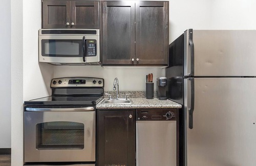 Northwest Portland Apartment | Landing at Pearl Studios - Studio in Northwest .