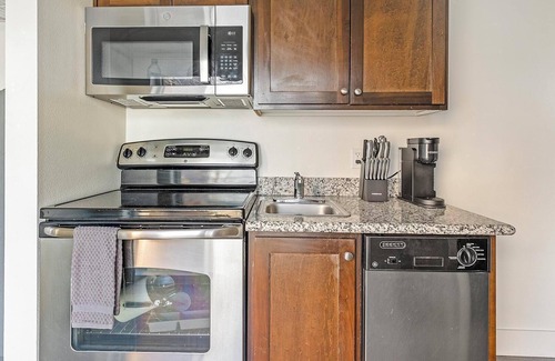 Pearl District Apartment | Landing at Pearl Studios - Studio in Northwest .