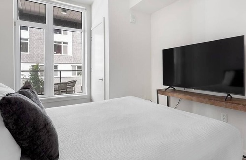 Downtown Vancouver Apartment | Landing at Rediviva - 1 Bedroom in Esther Short