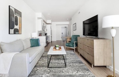 Downtown Vancouver Apartment | Landing at Rediviva - 1 Bedroom in Esther Short