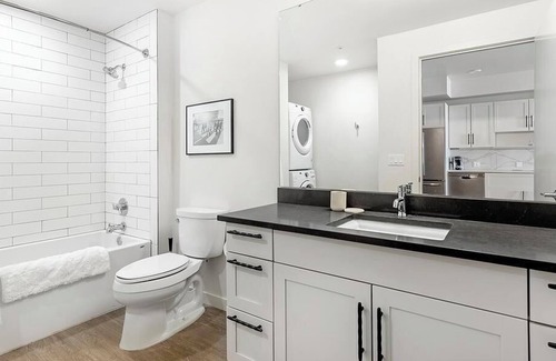 Downtown Vancouver Apartment | Landing at Rediviva - 1 Bedroom in Esther Short