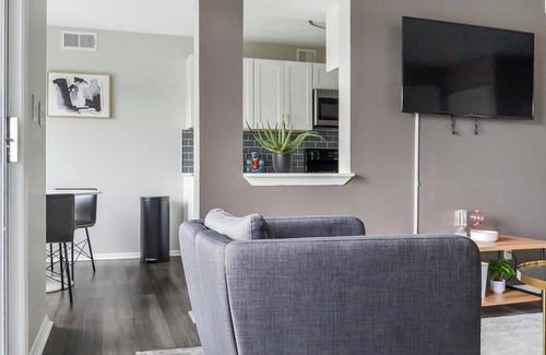 Indianapolis Apartment | Landing at Riverbend - 1 Bedroom in Castleton