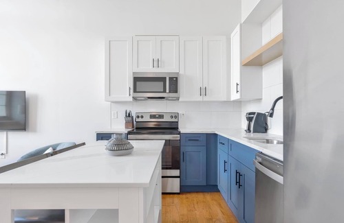 Greenville Apartment | Landing at The American Spinning Mill - 1 Bedro.