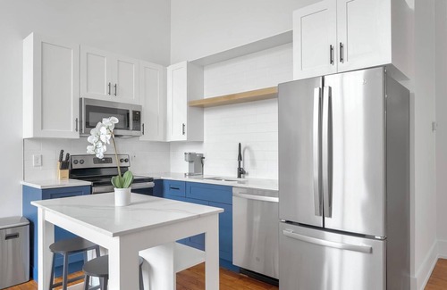 Greenville Apartment | Landing at The American Spinning Mill - 1 Bedro.