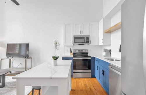Greenville Apartment | Landing at The American Spinning Mill - 1 Bedro.