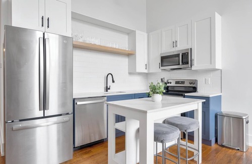 Greenville Apartment | Landing at The American Spinning Mill - 1 Bedro.