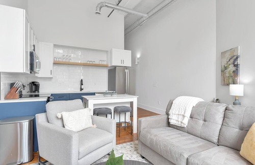 Greenville Apartment | Landing at The American Spinning Mill - 1 Bedro.
