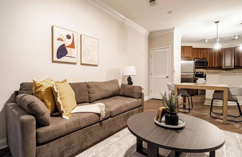Cary Apartment | Landing at The Arboretum - 1 Bedroom in The Arb.