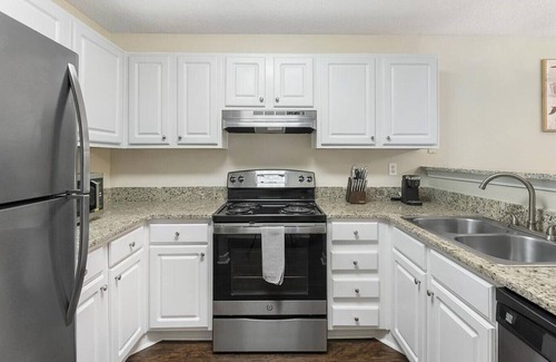 Germantown Apartment | Landing at The Bridges At Germantown - 1 Bedroom in Downtown Germantown