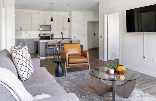 Mableton Apartment | Landing at The Eddy at Riverview - 2 Bedrooms in West End