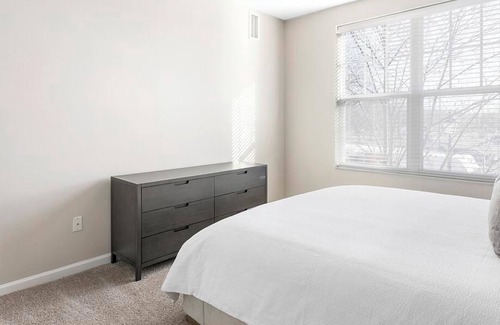 Worthington Apartment | Landing at The Heights at Worthington Place - 1 Bedroom in Worthington Place