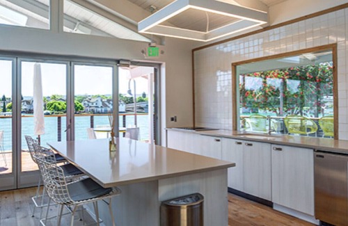 Foster City Apartment | Landing at The Lagoons - 2 Bedrooms in Downtown Foster City