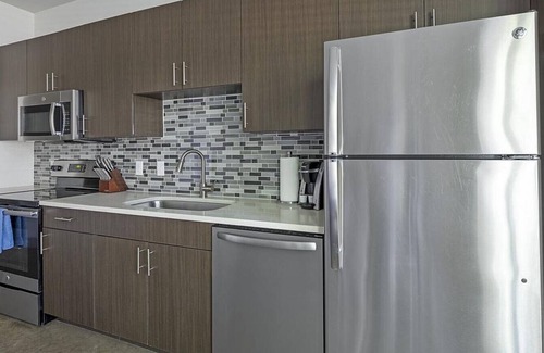 Vickery Meadow Apartment | Landing at The Mark at Midtown - 1 Bedroom in Northwest Dallas