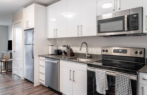 St. Elizabeth's Apartment | Landing at The Overlook at St. Gabriel's - 2 Bedrooms in Downtown Brighton
