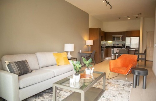 Channel District Apartment | Landing at The Pierhouse at Channelside - 1 Bedroom in Channel District