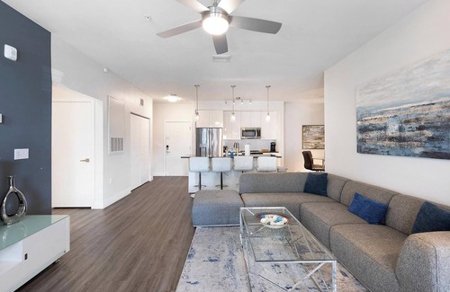 Port Tampa City Apartment | Landing at The Pointe on Westshore - 3 Bedrooms.