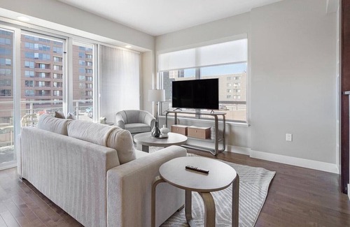 Cherry Creek Apartment | Landing at The Seasons of Cherry Creek - 2 Bedrooms in Cherry Creek