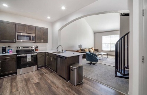 Corryville Apartment | Landing at The Village at Stetson Square - 1 Bedroom in Corryville