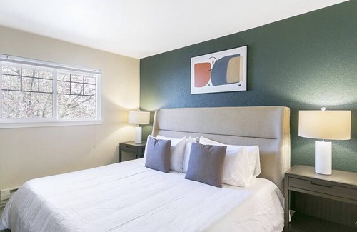 Federal Way Apartment | Landing at Trellis - 2 Bedrooms in Downtown Federal Way