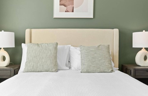 Thompson's Station Apartment | Landing at Vintage Tollgate - 1 Bedroom in Downtown Thompson's Station