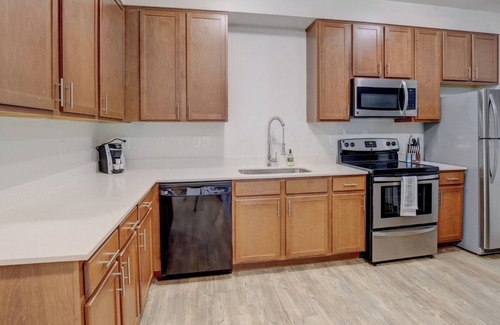 South Salt Lake Apartment | Landing at VIA Apartments - 1 Bedroom in Downto.