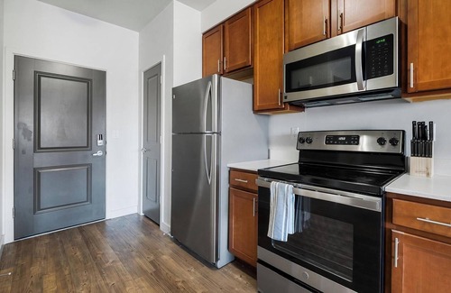South Salt Lake Apartment | Landing at VIA Apartments - Studio in Downtown .