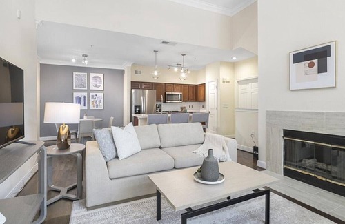 Energy Corridor Apartment | Landing at Village on Memorial Townhomes - 3 Bedrooms in Energy Corridor
