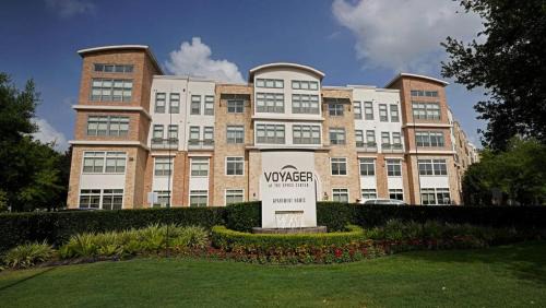 Nassau Bay Apartment | Landing at Voyager at Space Center - 1 Bedroom in East Pasadena
