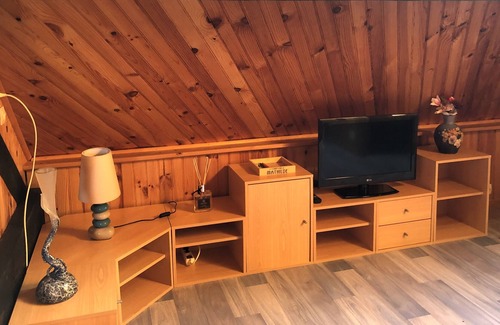 Saint-Come-de-Fresne Apartment | Landing beaches - F1bis apartment in the attic 100m from the beach