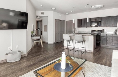 Fort Worth Apartment | Landing | Beautiful 1BD, Game Room, Rooftop Lounge