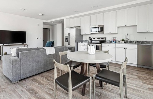Greektown Historic District Apartment | Landing | Beautiful 2BD, Gym, Clubhouse