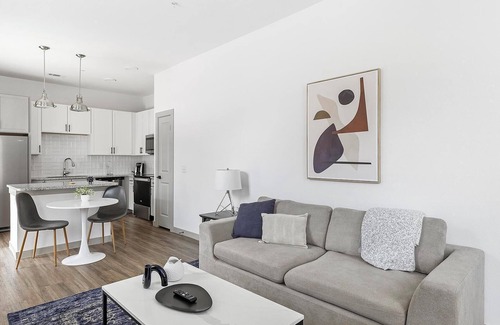 Fort Worth Apartment | Landing | Chic 1BD, Clubhouse, Pool