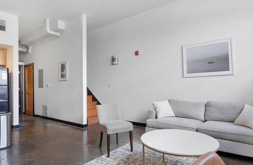 North Chesterfield Apartment | Landing | Chic 1BD, Gym, Clubhouse
