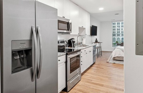Greektown Historic District Apartment | Landing | Chic Studio, Gym, Clubhouse