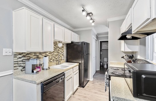Grand Prairie Apartment | Landing Grand Prairie