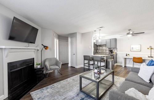 Grand Prairie Apartment | Landing Grand Prairie