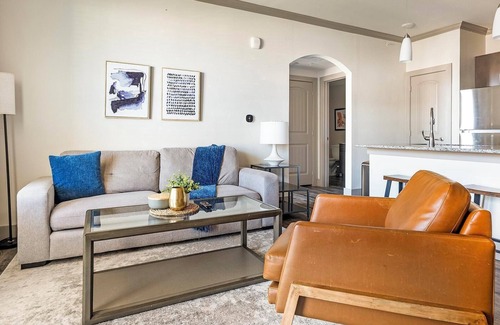 Manor Apartment | Landing | Incredible 1BD, Pool, Gym