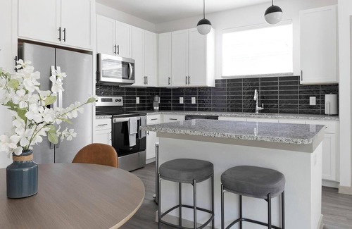 Fort Worth Apartment | Landing | Incredible 2BD, Gym, Clubhouse