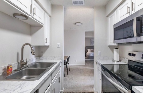 Denton Apartment | Landing | Modern 1BD, Pool, Courtyard