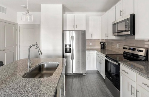 South Arlington Apartment | Landing | Spectacular 1BD, Gym, Game Room