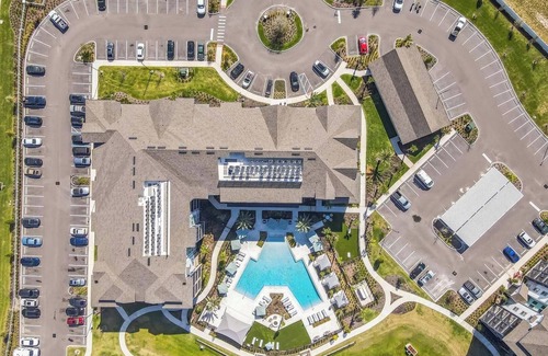 Wimauma Apartment | Landing | Spectacular Studio, Gym, Pool