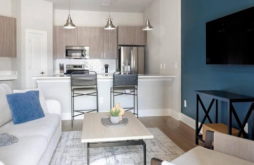 Town Center Apartment | Landing | Stunning 1BD, Rooftop Lounge, Gym