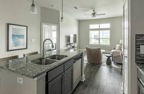 Nassau Bay Apartment | Landing | Stunning 1BD, Yoga Studio, Clubhouse