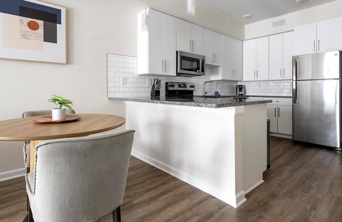 Concord Apartment | Landing | Stylish 1BD, Gym, Clubhouse